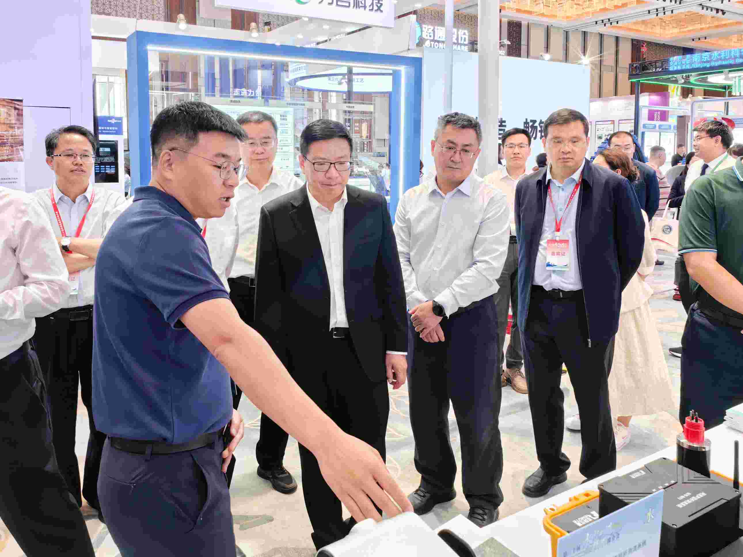 1_20250424153105.jpg 微(wēi)信圖片_20250423163234(1).jpg