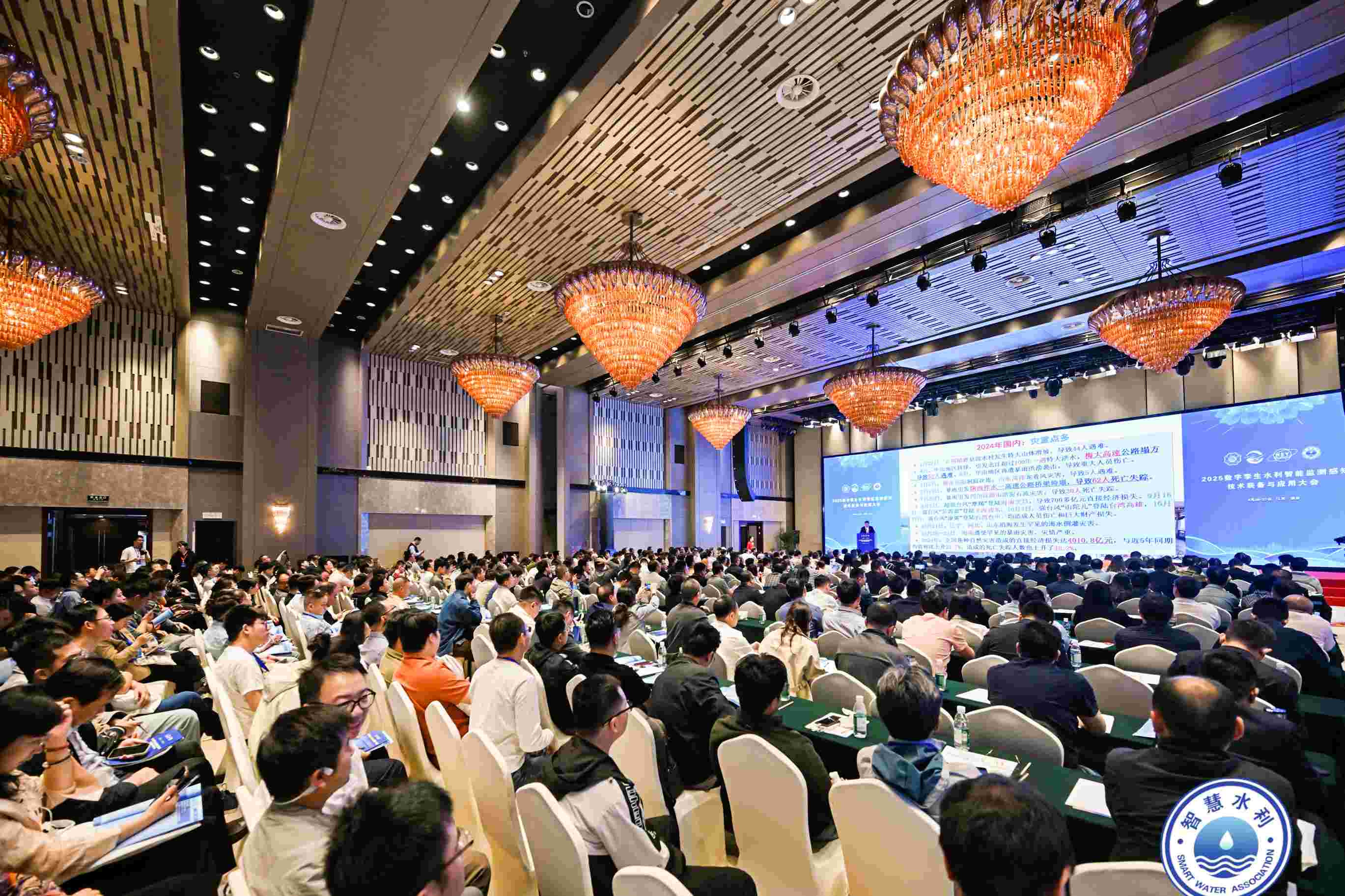 1_20250428092002.jpg LEE_7664(1).jpg